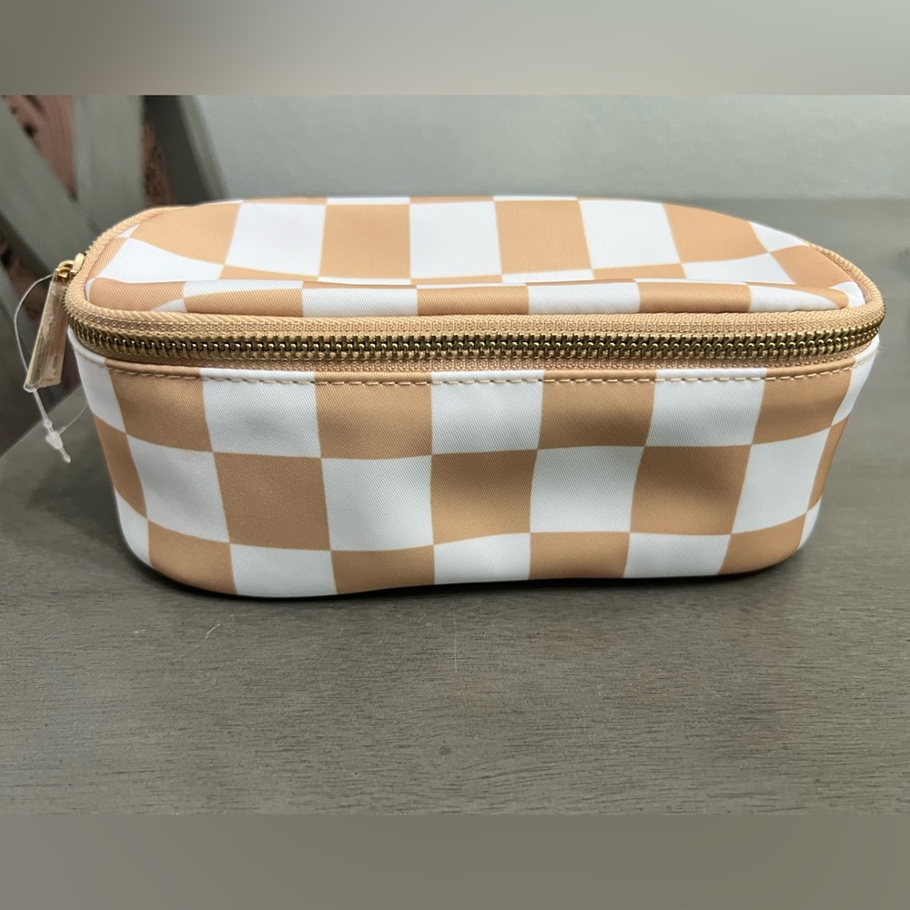 NWOT Checkered Tan and White Cosmetic Bag
